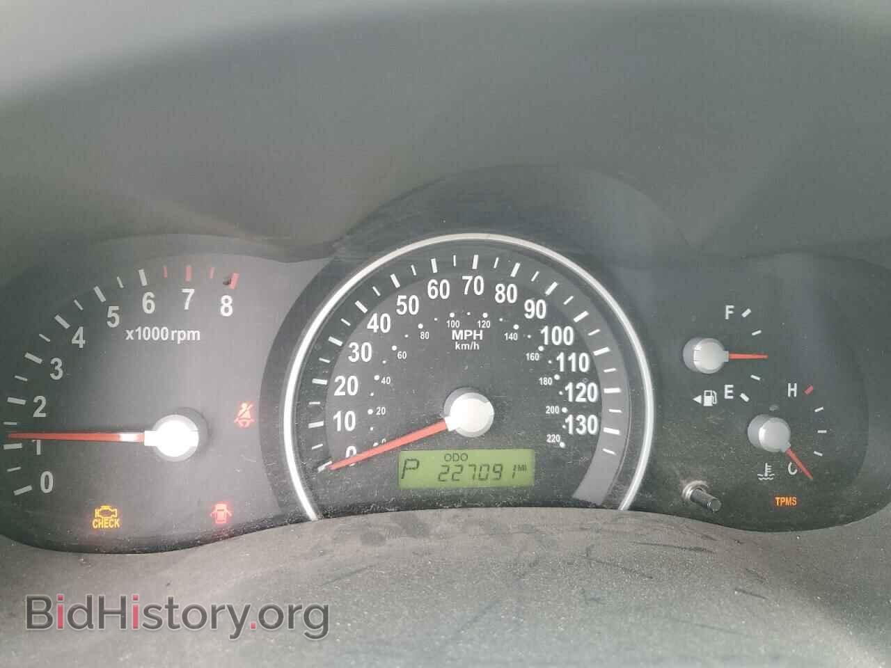 2009 KIA All Models - VIN: KNDMB233696298402 - Фото 9
