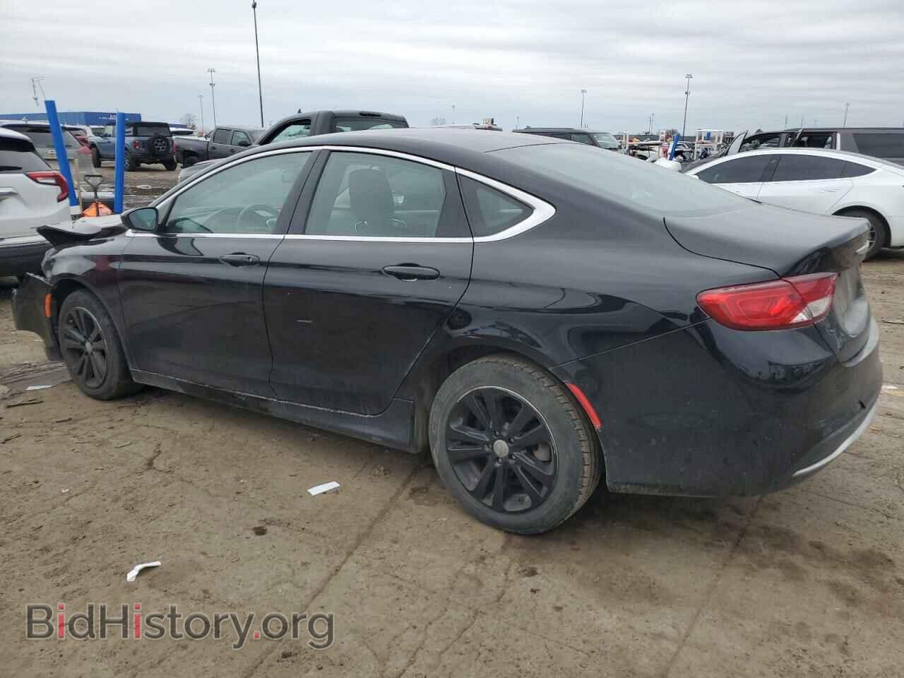 2015 CHRYSLER 200 - VIN: 1C3CCCAB7FN753370 - Фото 2
