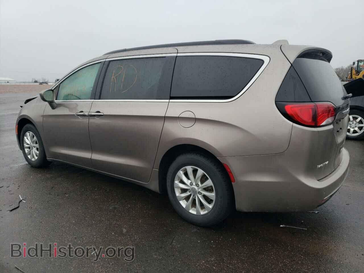 2018 CHRYSLER PACIFICA - VIN: 2C4RC1FG6JR133233 - Фото 2