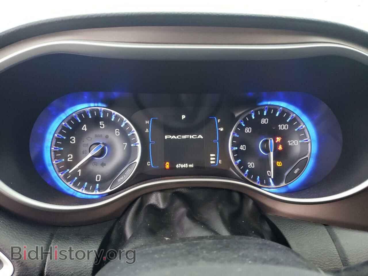 2018 CHRYSLER PACIFICA - VIN: 2C4RC1FG6JR133233 - Фото 9
