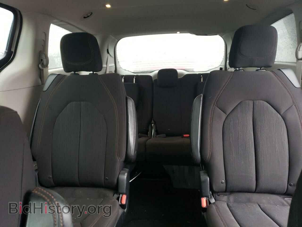 2018 CHRYSLER PACIFICA - VIN: 2C4RC1FG6JR133233 - Фото 10