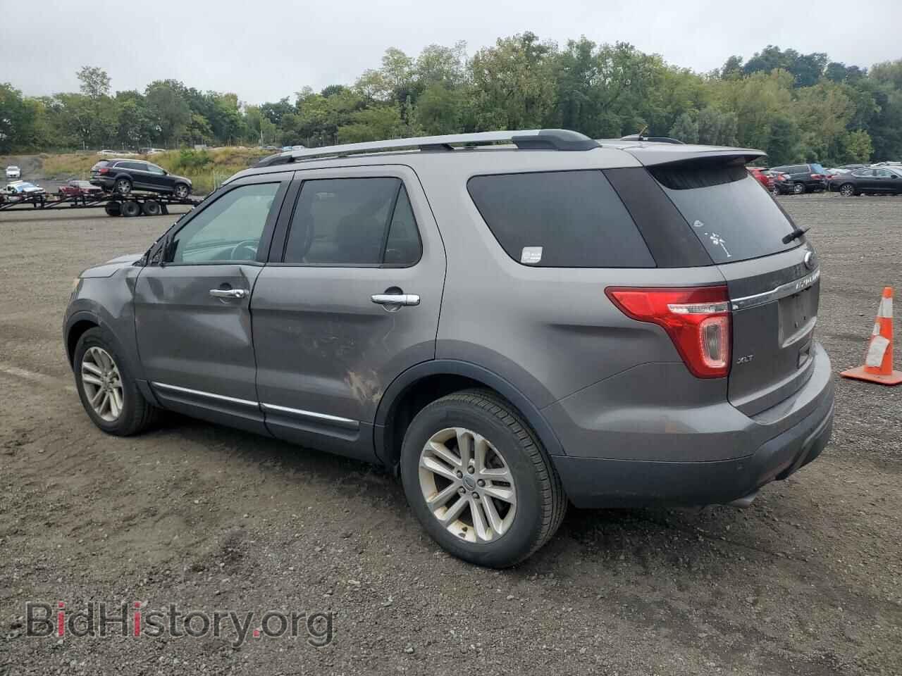 2011 FORD EXPLORER - VIN: 1FMHK8D82BGA74666 - Photo 2