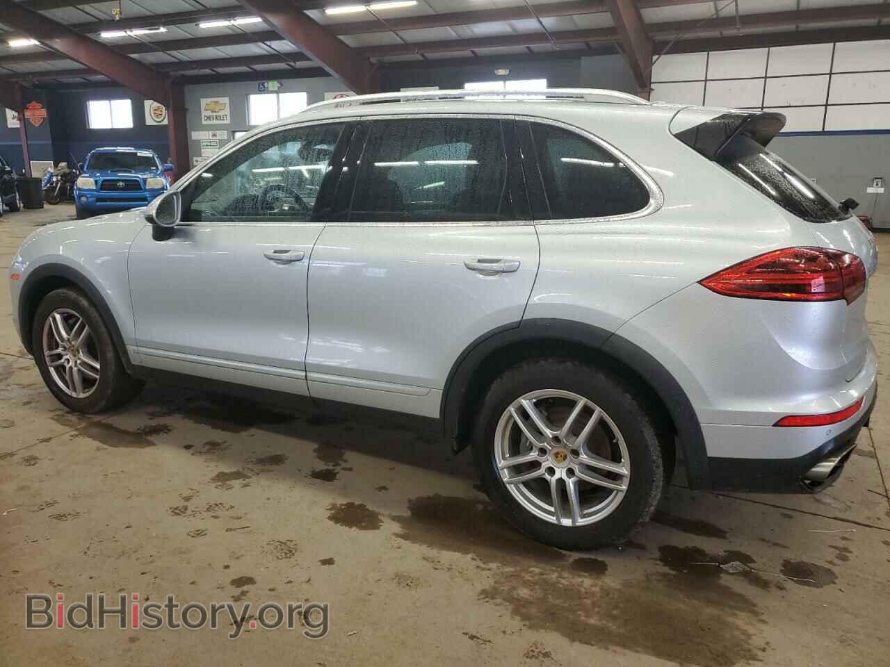 2016 PORSCHE CAYENNE - VIN: WP1AA2A28GLA02521 - Фото 2