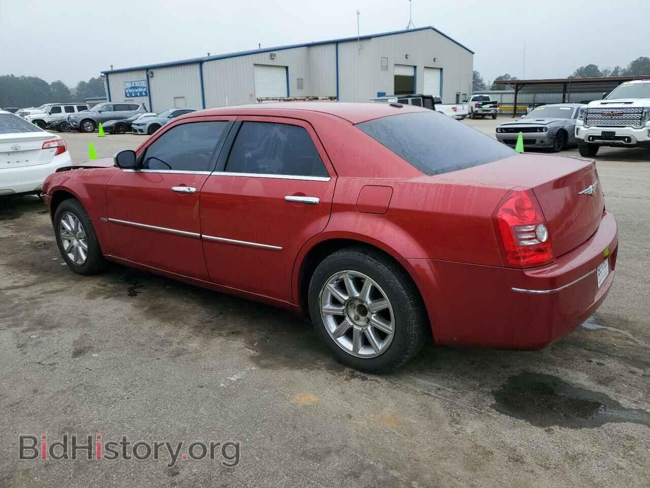 2010 CHRYSLER 300 - VIN: 2C3CA5CV6AH115749 - Фото 2