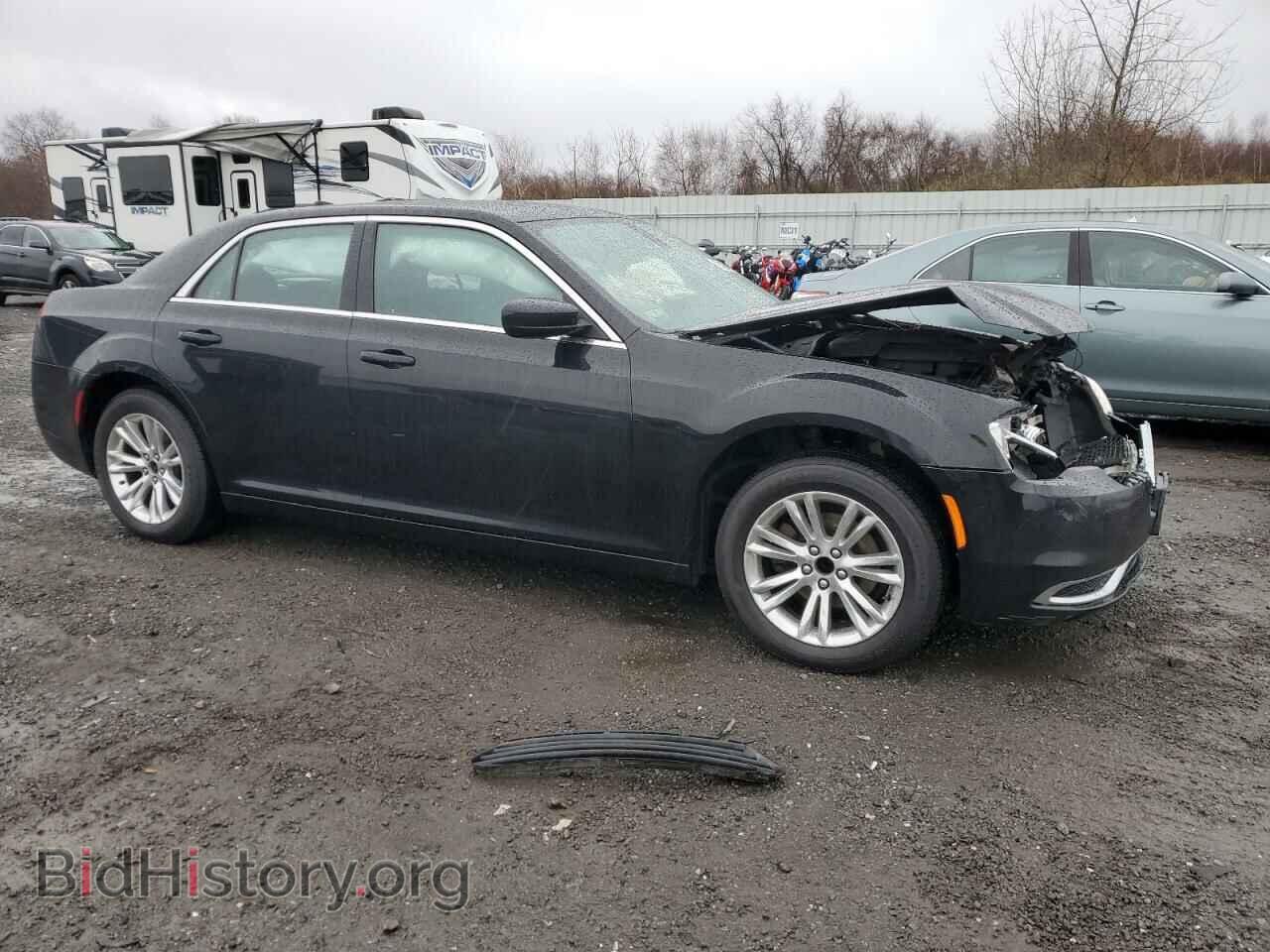 2018 CHRYSLER 300 - VIN: 2C3CCAAG7JH168287 - Фото 4