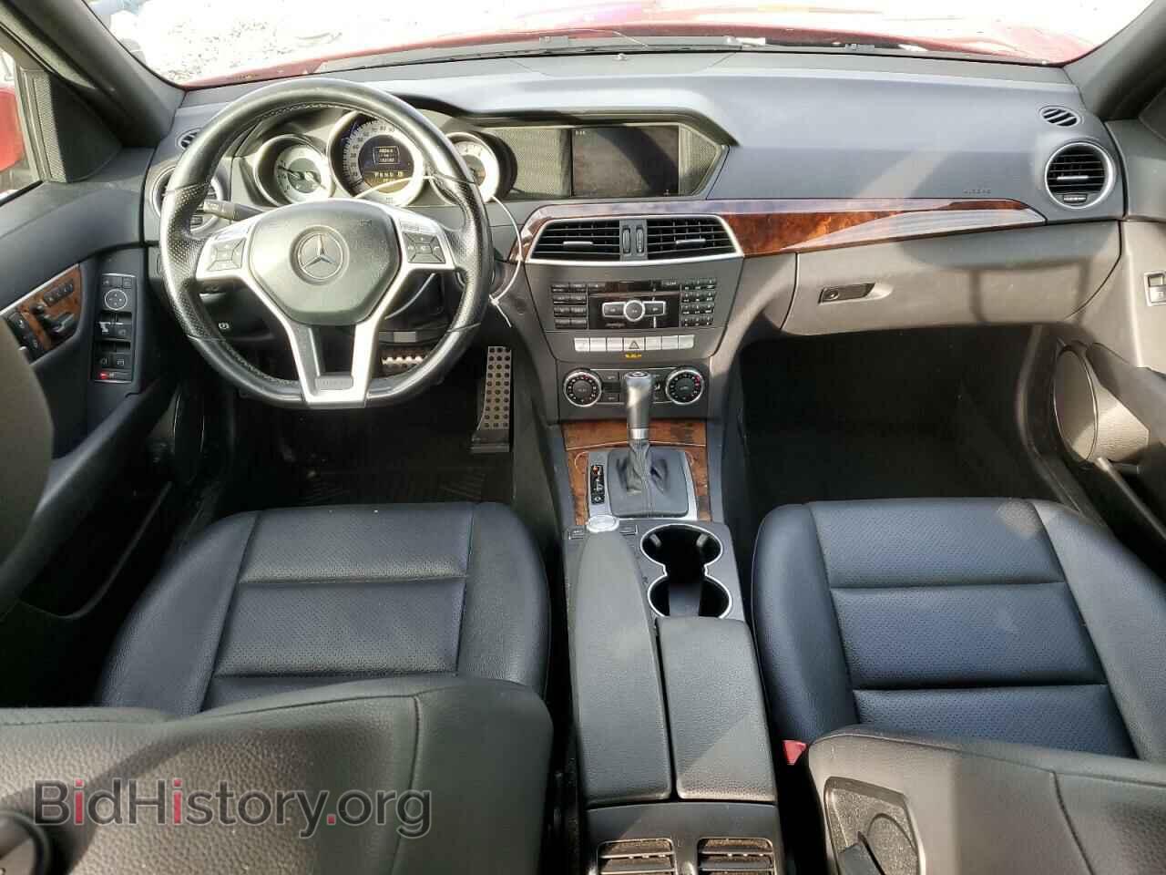 2012 MERCEDES-BENZ C-CLASS - VIN: WDDGF4HB5CA608918 - Фото 8