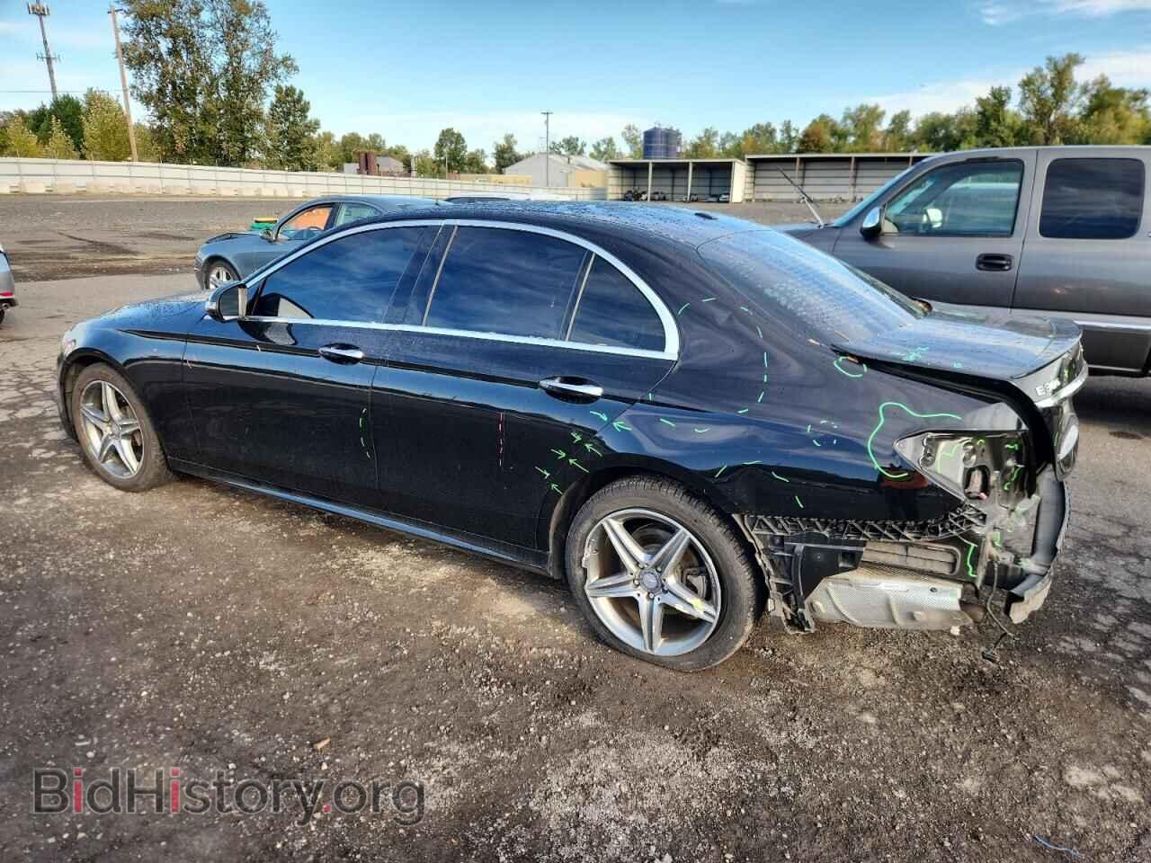 2017 MERCEDES-BENZ E-CLASS - VIN: WDDZF4KB6HA062008 - Фото 2