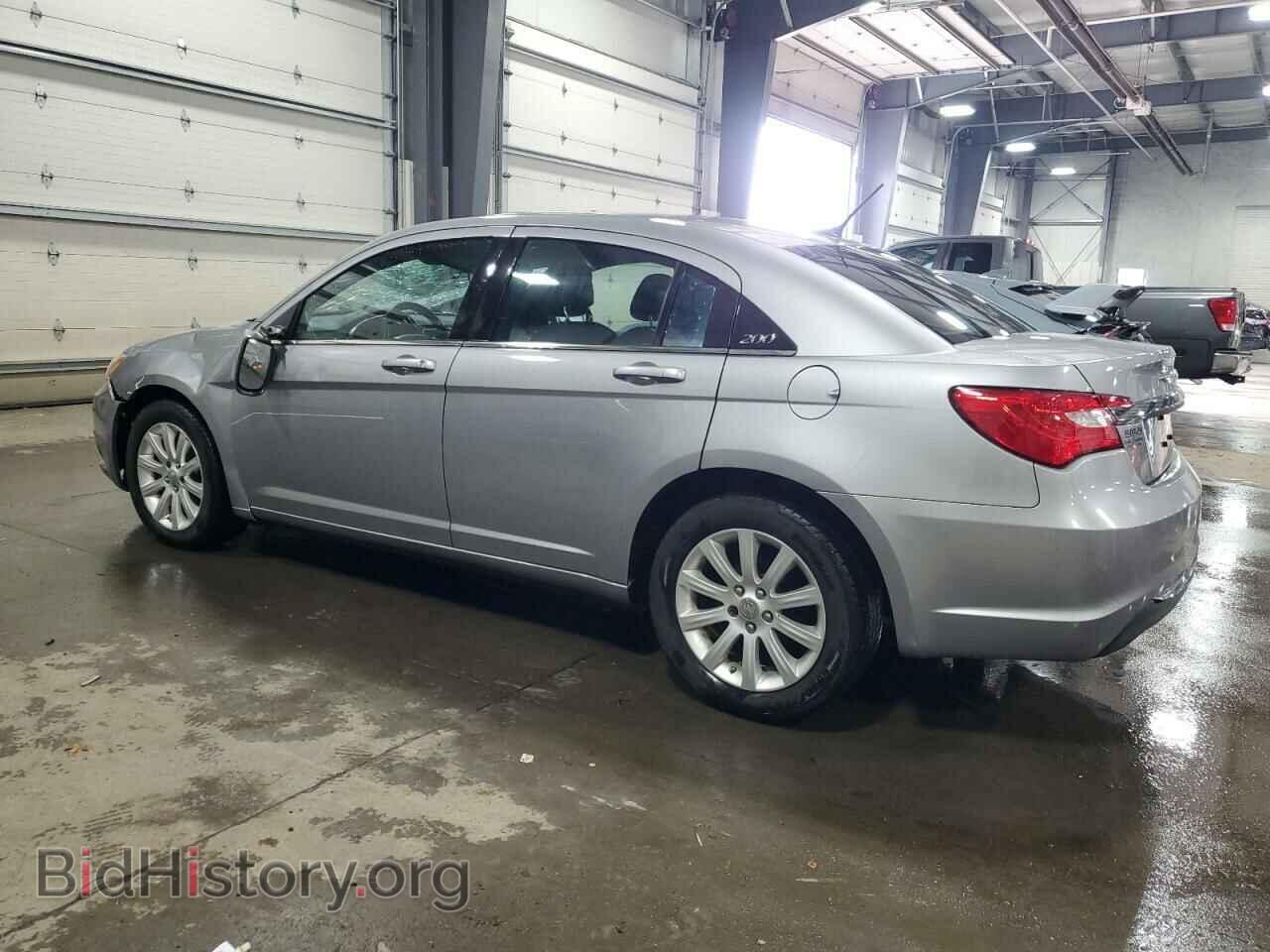 2013 CHRYSLER 200 - VIN: 1C3CCBBB8DN584529 - Фото 2