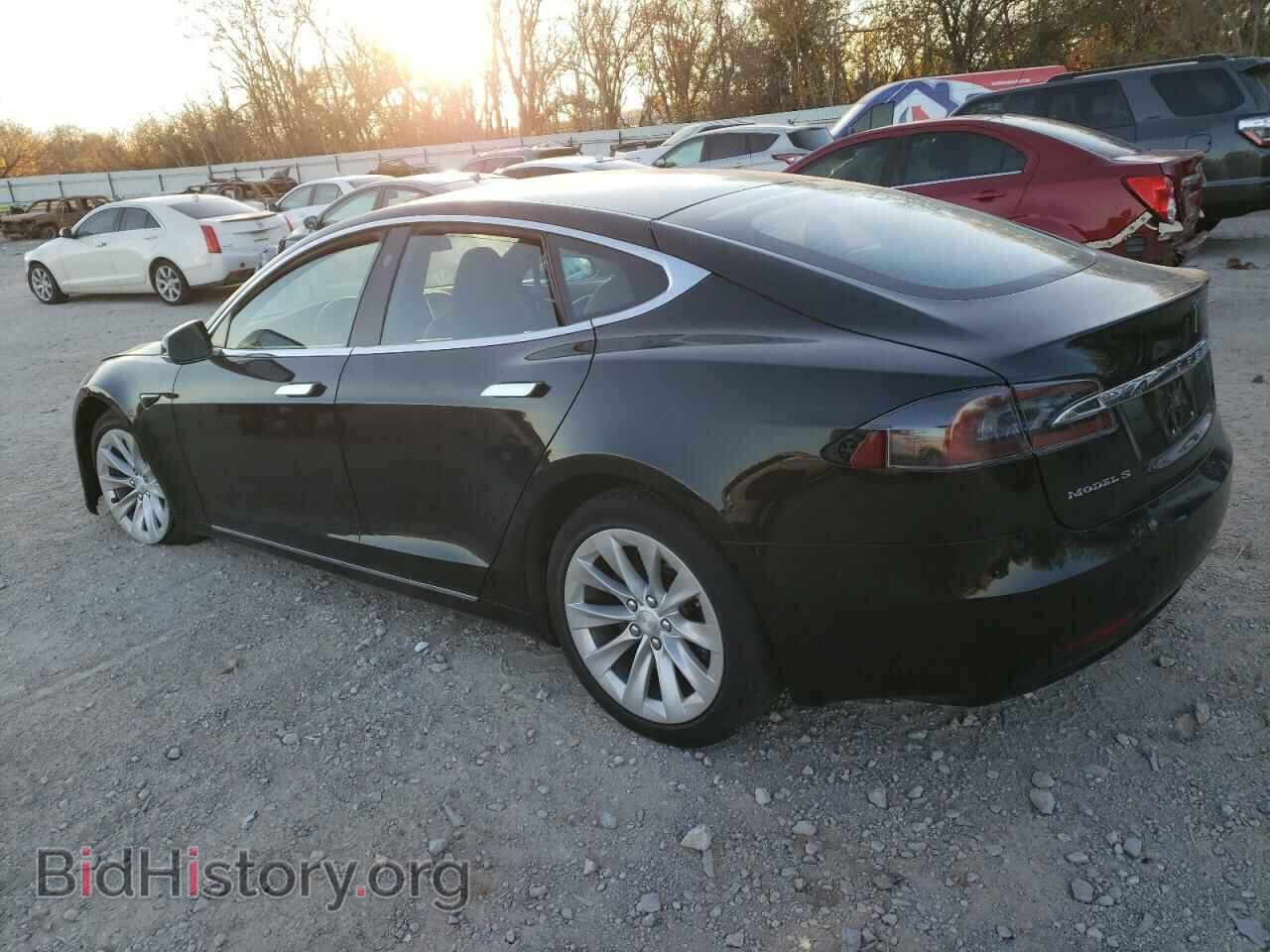 2017 TESLA MODEL S - VIN: 5YJSA1E23HF201135 - Photo 2