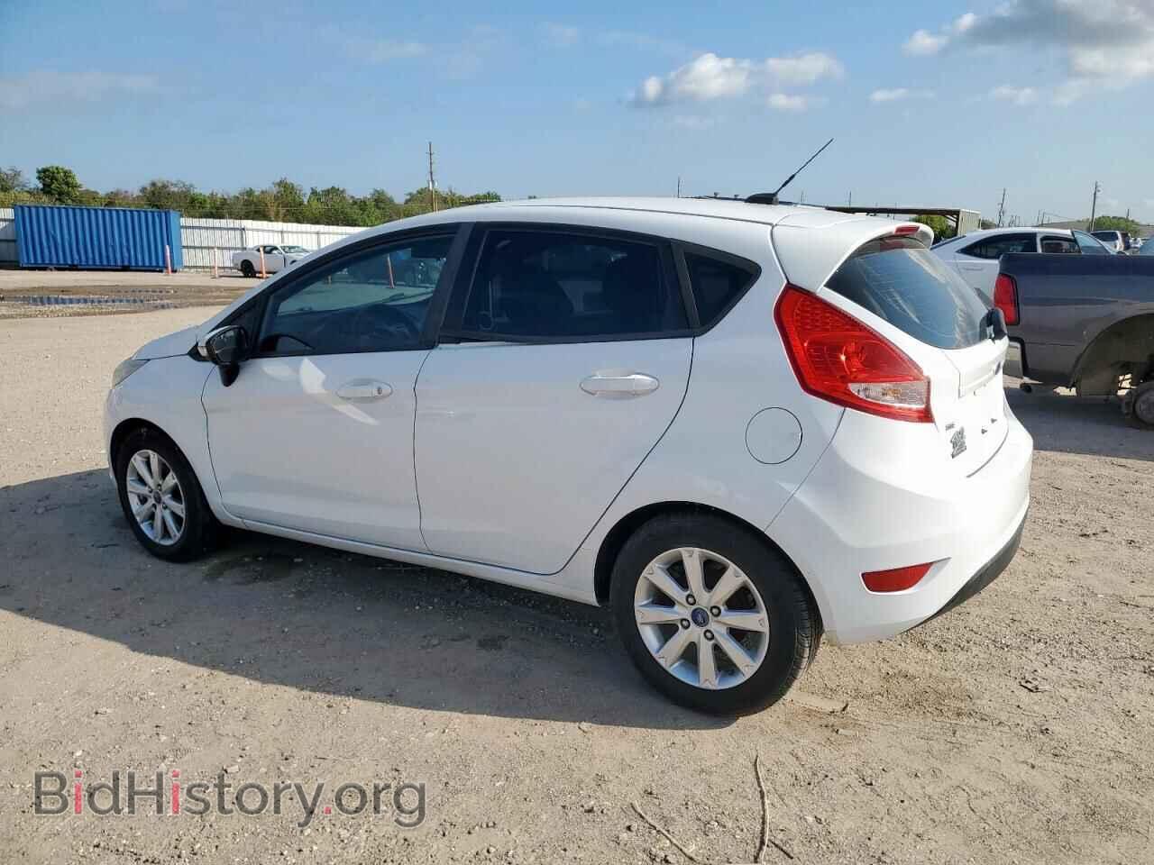 2013 FORD FIESTA - VIN: 3FADP4EJXDM118880 - Фото 2
