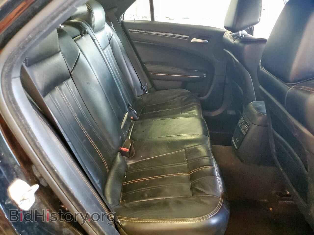 2016 CHRYSLER 300 - VIN: 2C3CCABG1GH294975 - Фото 10