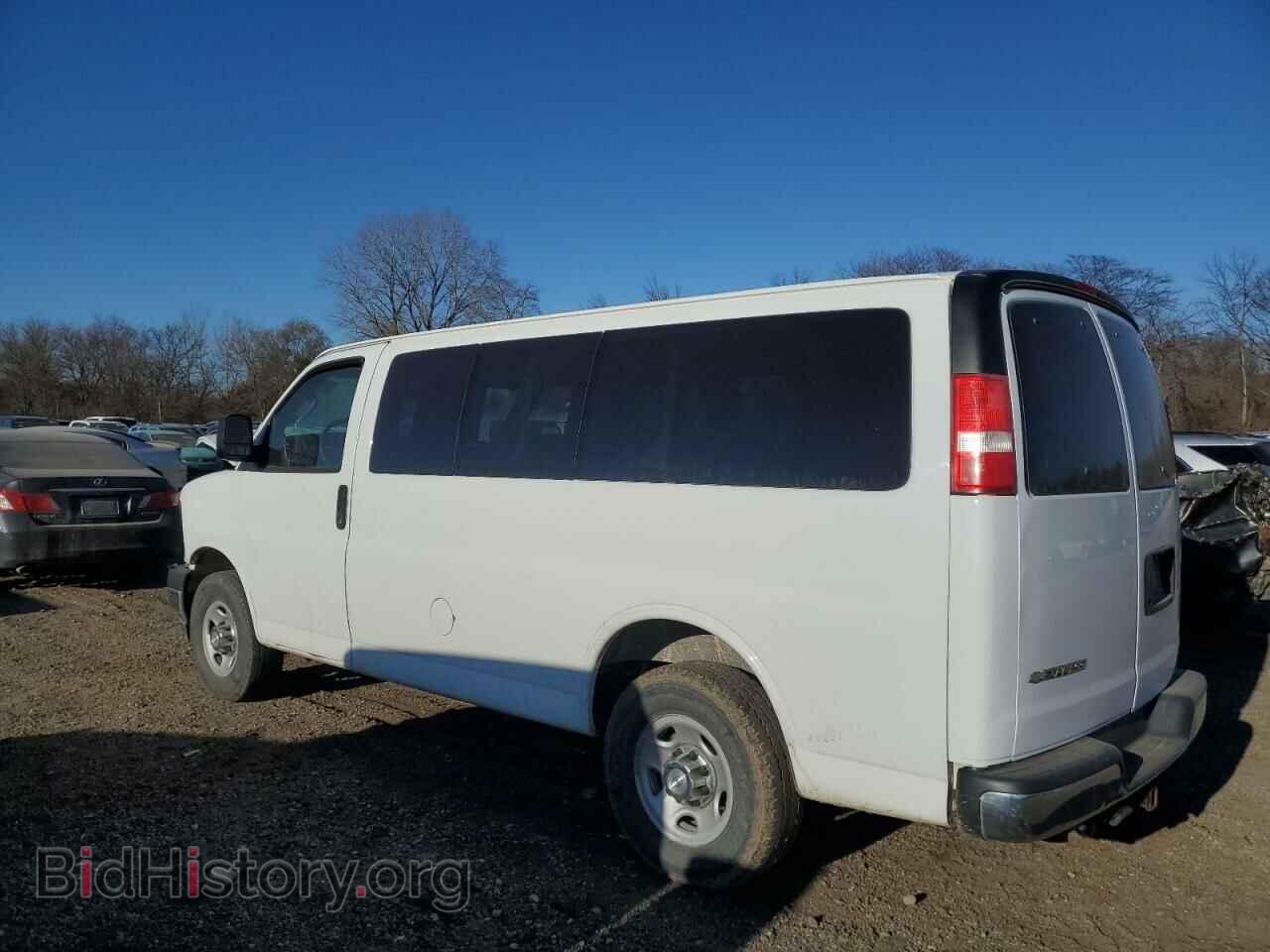 2017 CHEVROLET EXPRESS - VIN: 1GAWGFFF3H1253848 - Фото 2
