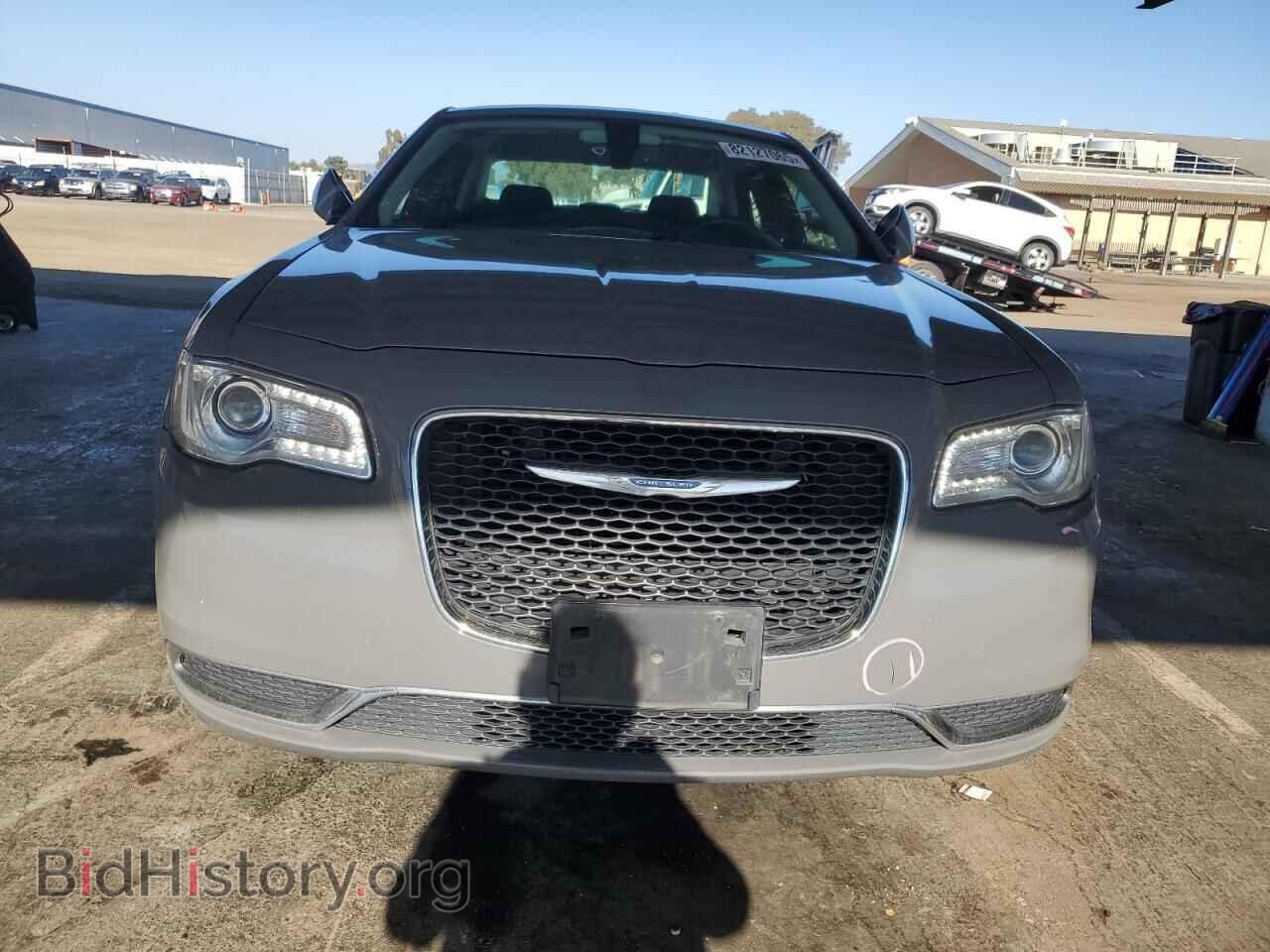 2018 CHRYSLER 300 - VIN: 2C3CCAAG7JH137623 - Фото 5