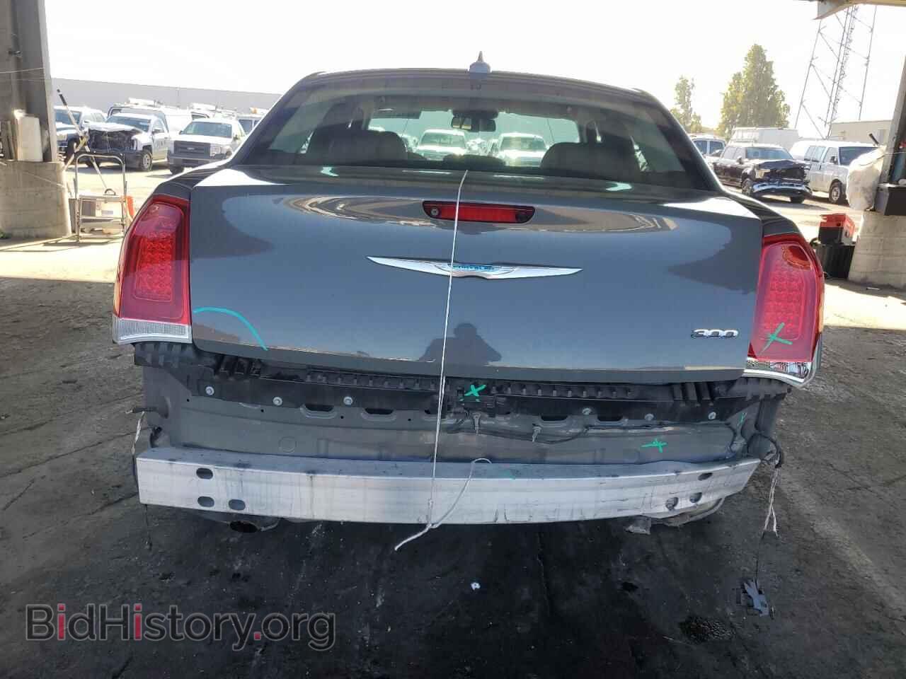 2018 CHRYSLER 300 - VIN: 2C3CCAAG7JH137623 - Фото 6