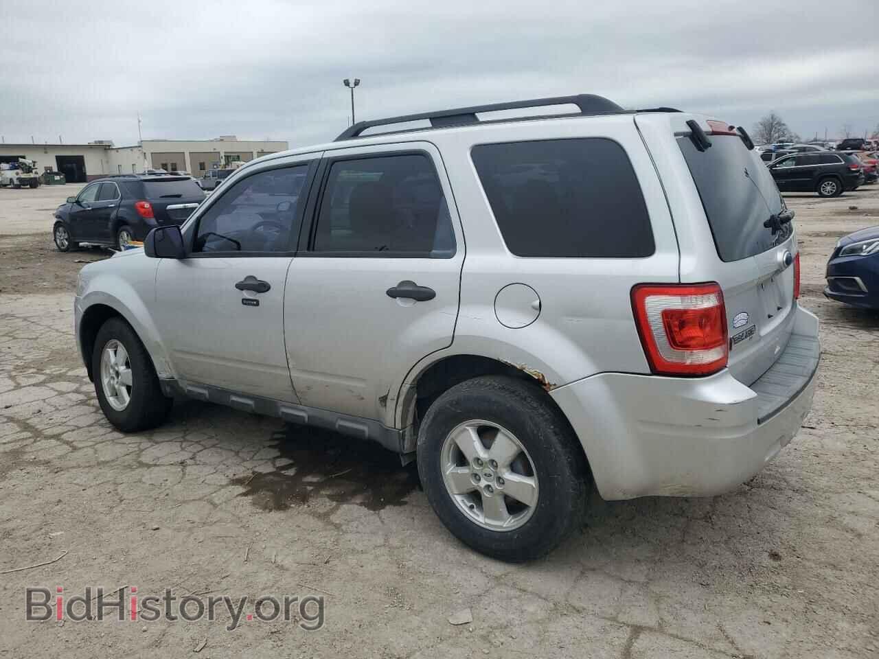 2010 FORD ESCAPE - VIN: 1FMCU0D78AKA87673 - Фото 2