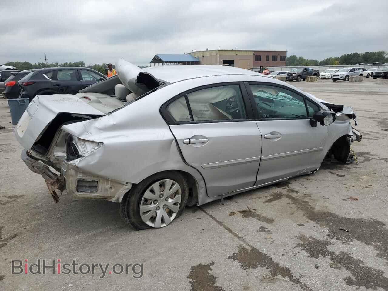 2012 HONDA CIVIC - VIN: 19XFB2F58CE075785 - Фото 3