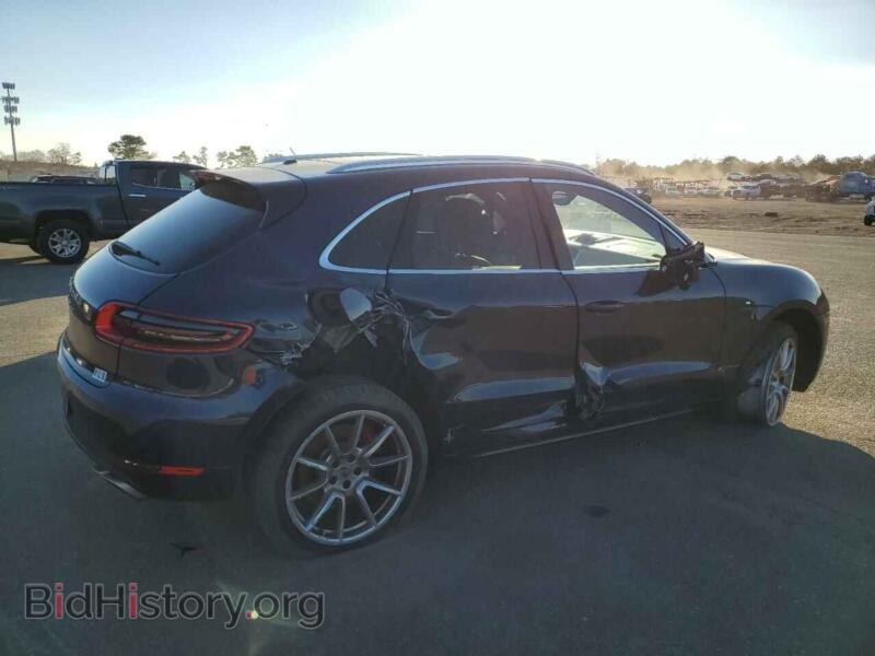 2016 Porsche MACAN (VIN WP1AF2A53GLB92739) — photo 3 of 12
