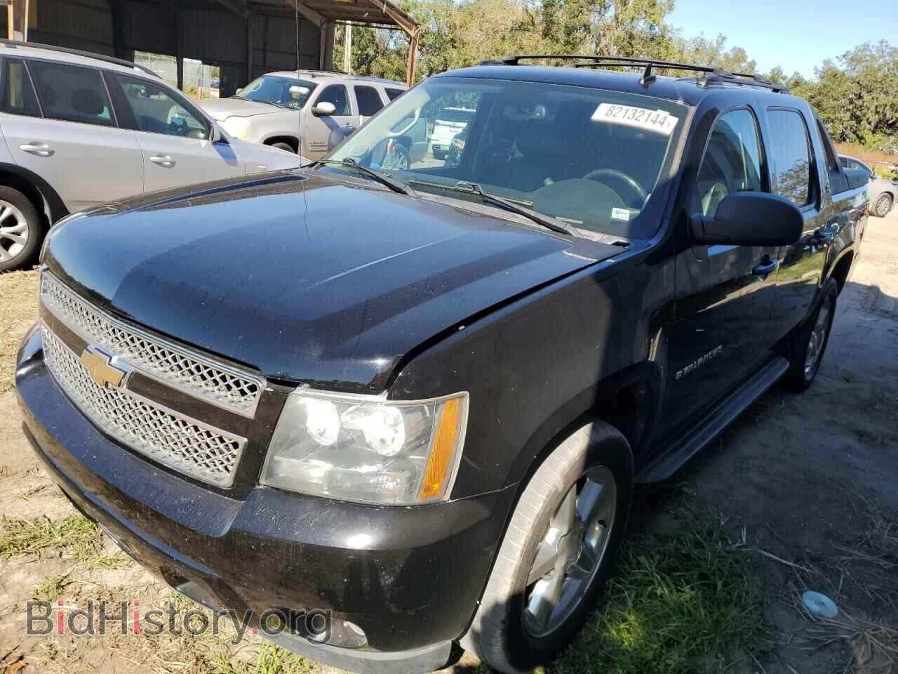 Photo 3GNMCFE01BG270428 - CHEVROLET AVALANCHE 2011