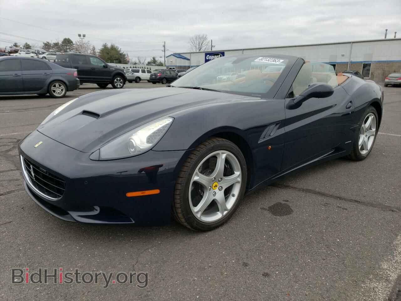 Photo ZFF65LJA3A0171445 - FERRARI ALL MODELS 2010