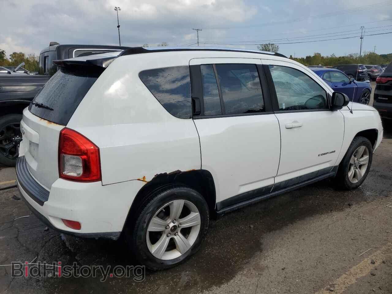 2011 JEEP COMPASS - VIN: 1J4NF1FB3BD249272 - Фото 3