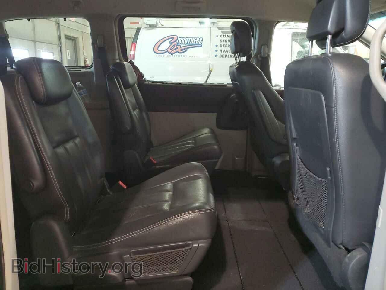 2010 CHRYSLER MINIVAN - VIN: 2A4RR8DX3AR427547 - Фото 11