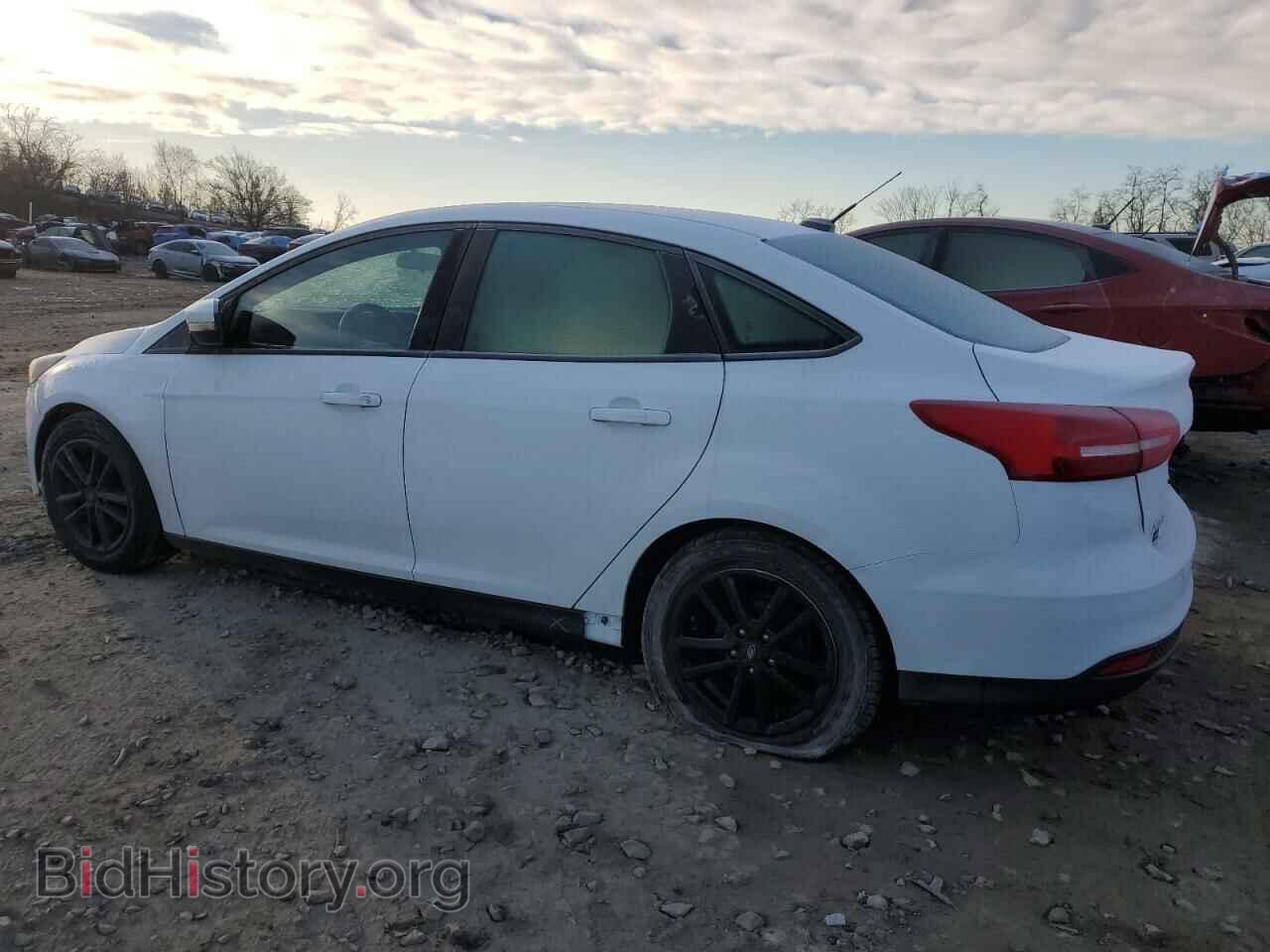 2016 FORD FOCUS - VIN: 1FADP3F28GL365855 - Фото 2