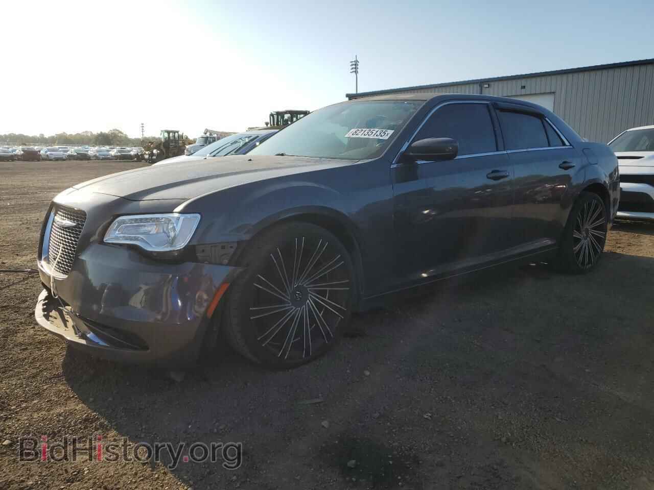 Фотография 2C3CCAAG3FH875782 - CHRYSLER 300 2015