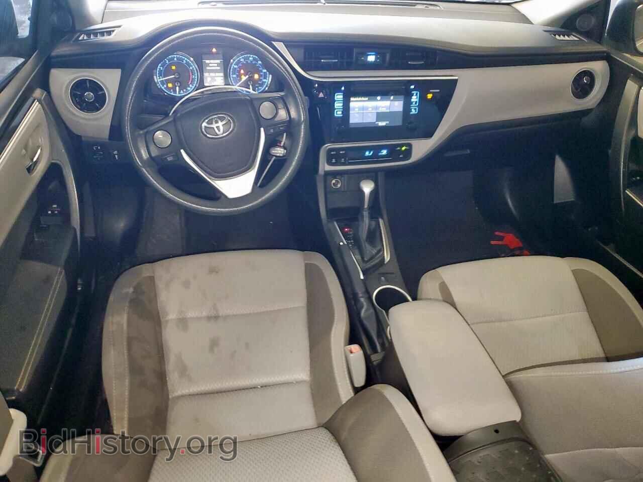 2017 TOYOTA COROLLA - VIN: 5YFBURHE2HP633828 - Фото 8