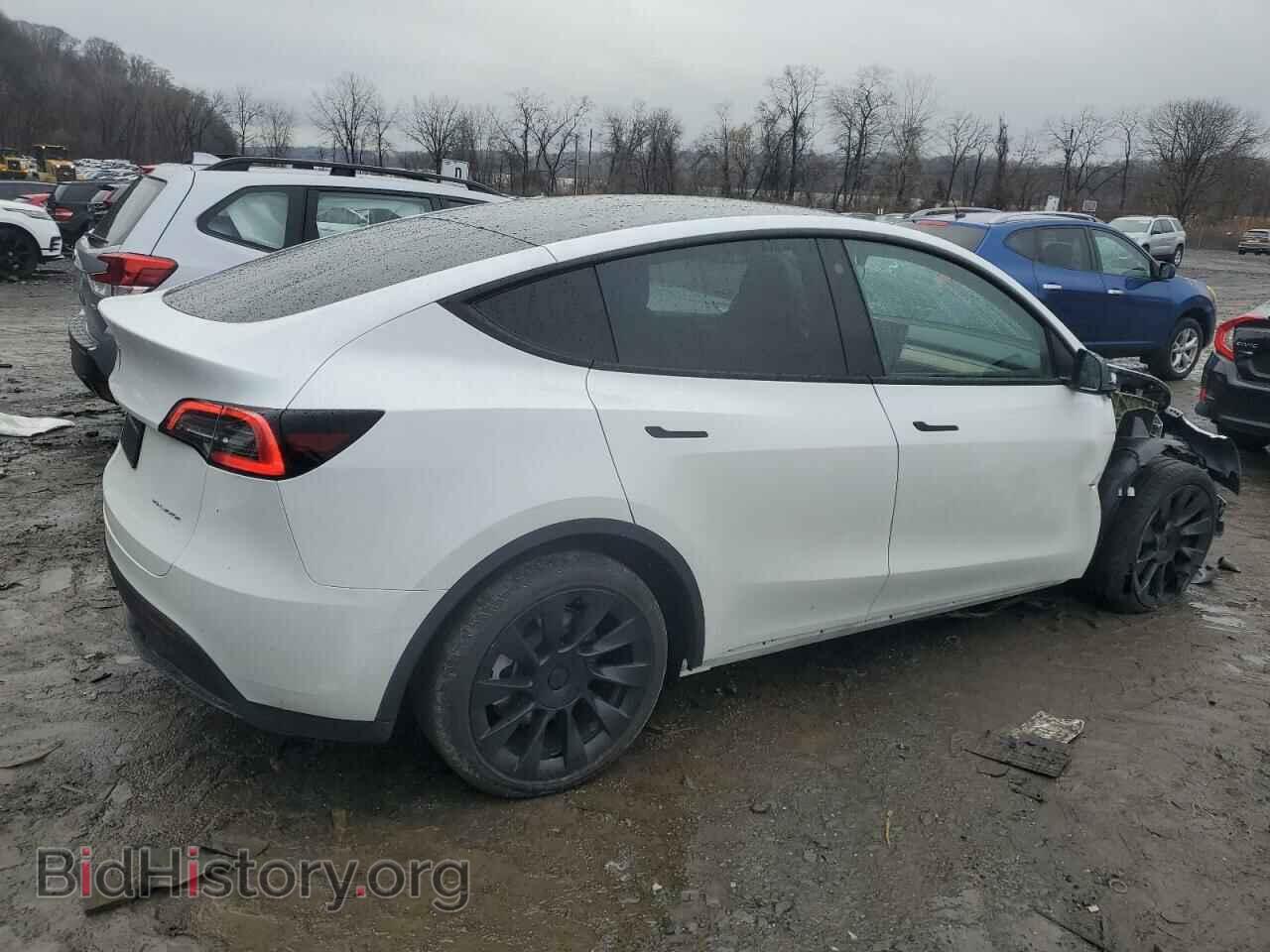 2023 TESLA MODEL Y - VIN: 7SAYGDEE4PA070817 - Photo 3