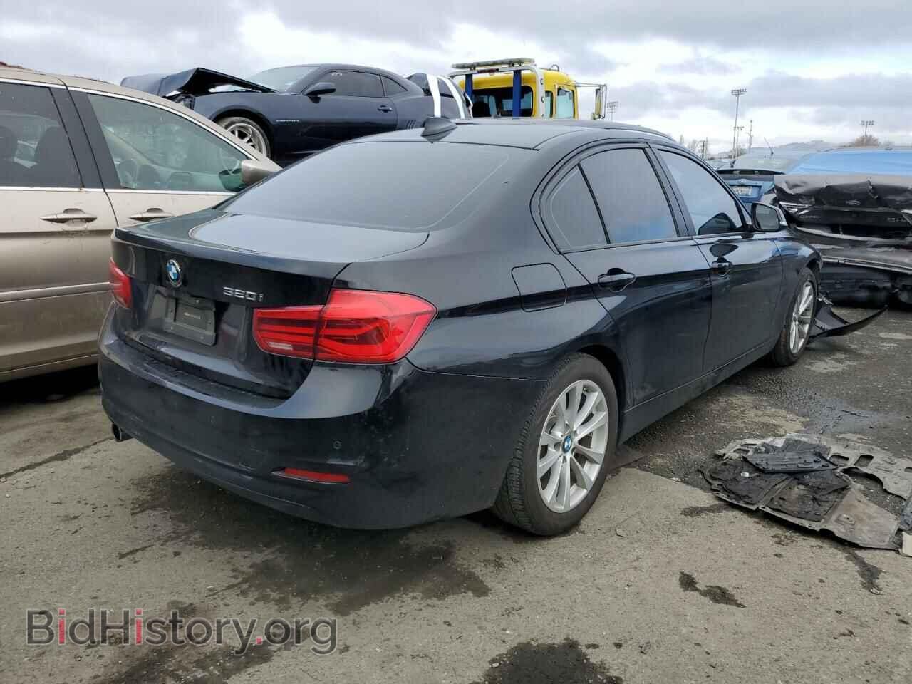 2016 BMW 3 SERIES - VIN: WBA8E1G57GNU11319 - Фото 3