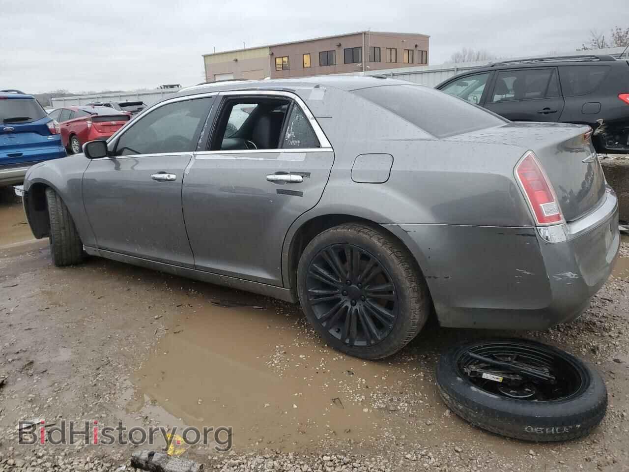 2011 CHRYSLER 300 - VIN: 2C3CA6CT9BH515097 - Фото 2