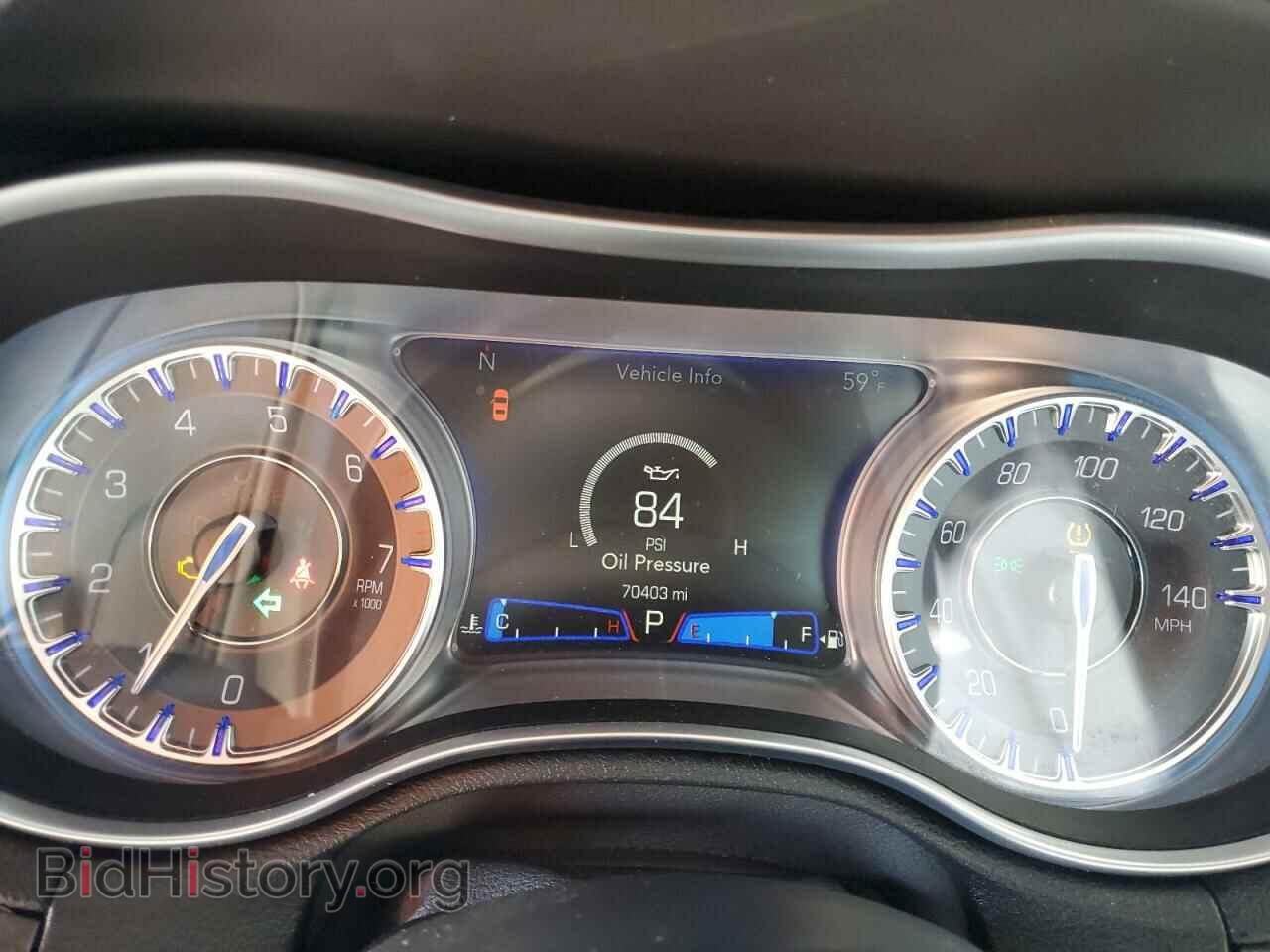 2019 CHRYSLER 300 - VIN: 2C3CCAAG6KH565023 - Фото 9