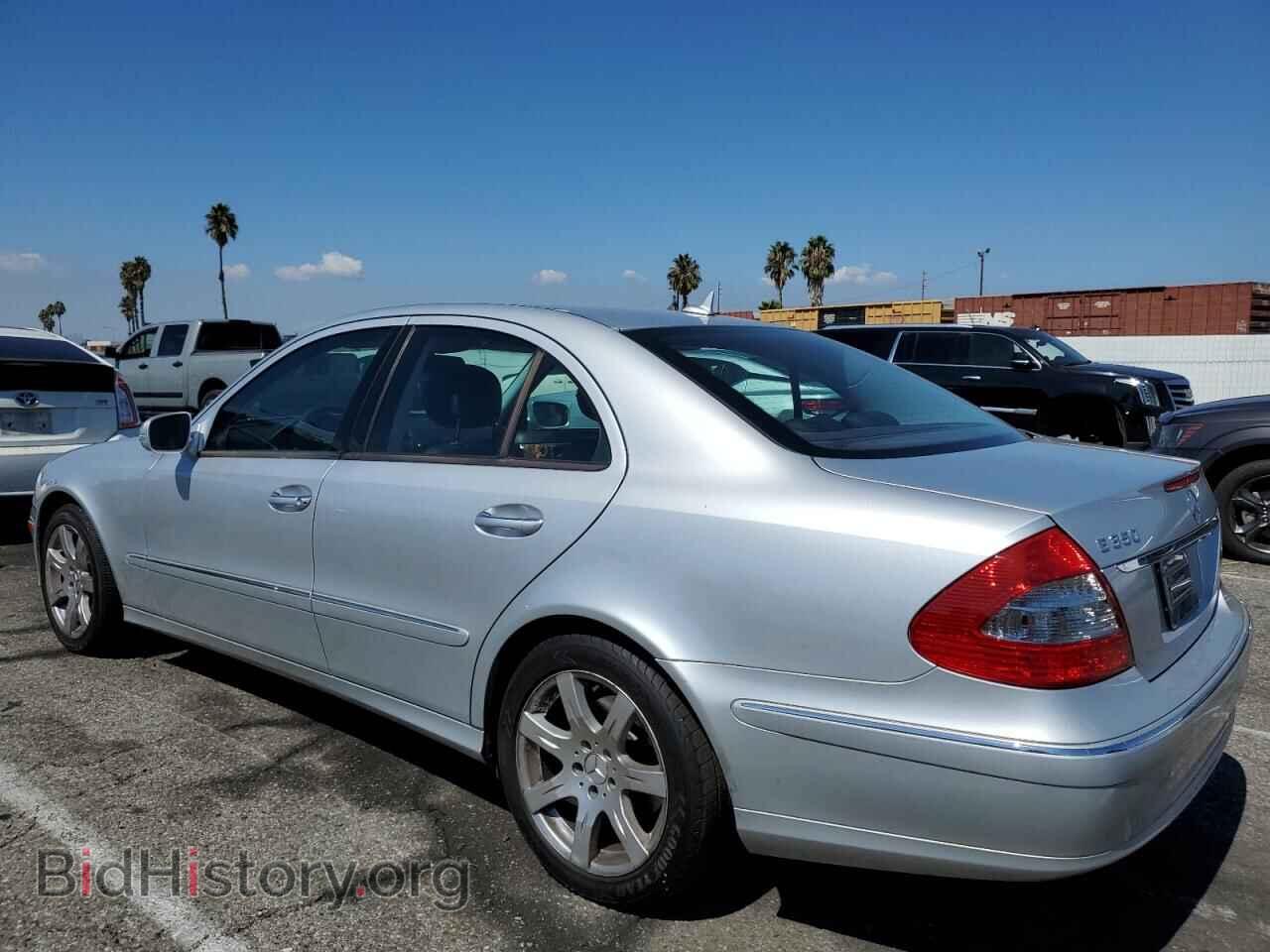2007 MERCEDES-BENZ E-CLASS - VIN: WDBUF56X77B065684 - Фото 2