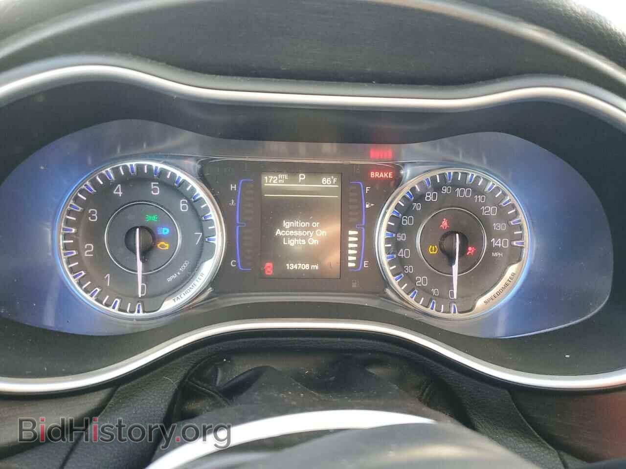 2016 CHRYSLER 200 - VIN: 1C3CCCAB5GN112574 - Фото 9