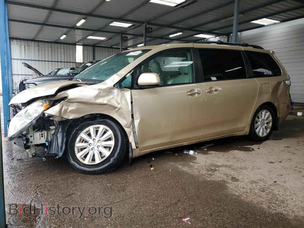 Photo 5TDDK3DC2BS020526 - TOYOTA All Models 2011