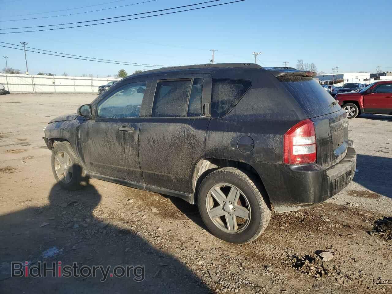 2010 JEEP COMPASS - VIN: 1J4NT1FB8AD671108 - Фото 2