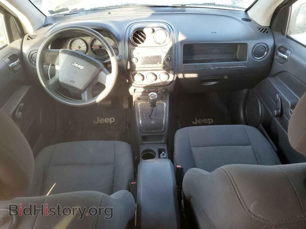 2010 JEEP COMPASS - VIN: 1J4NT1FB8AD671108 - Фото 8