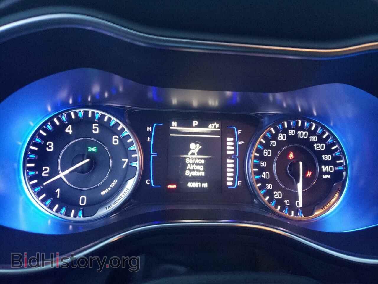 2016 CHRYSLER 200 - VIN: 1C3CCCAB1GN115231 - Фото 9