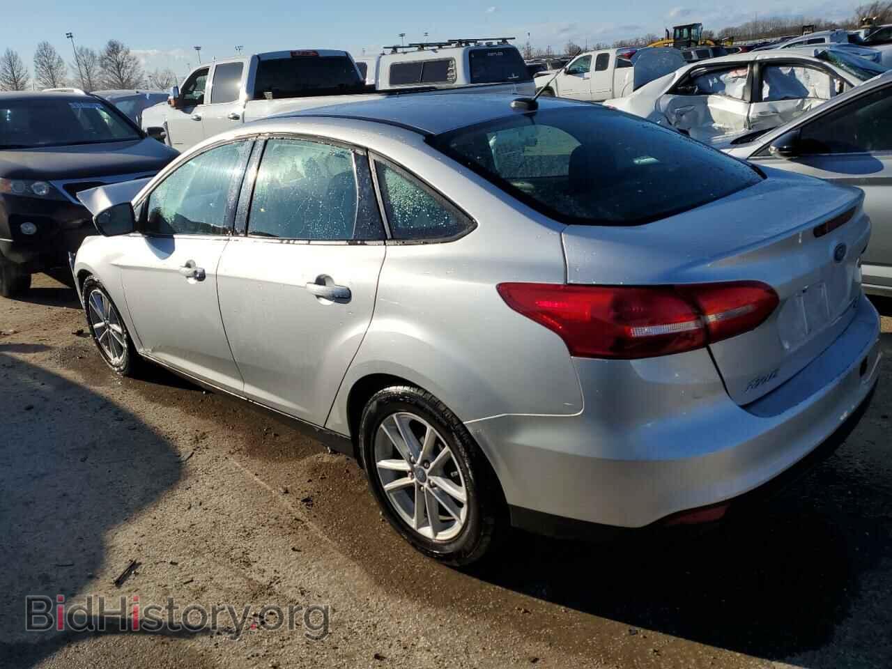 2018 FORD FOCUS - VIN: 1FADP3F26JL251005 - Фото 2