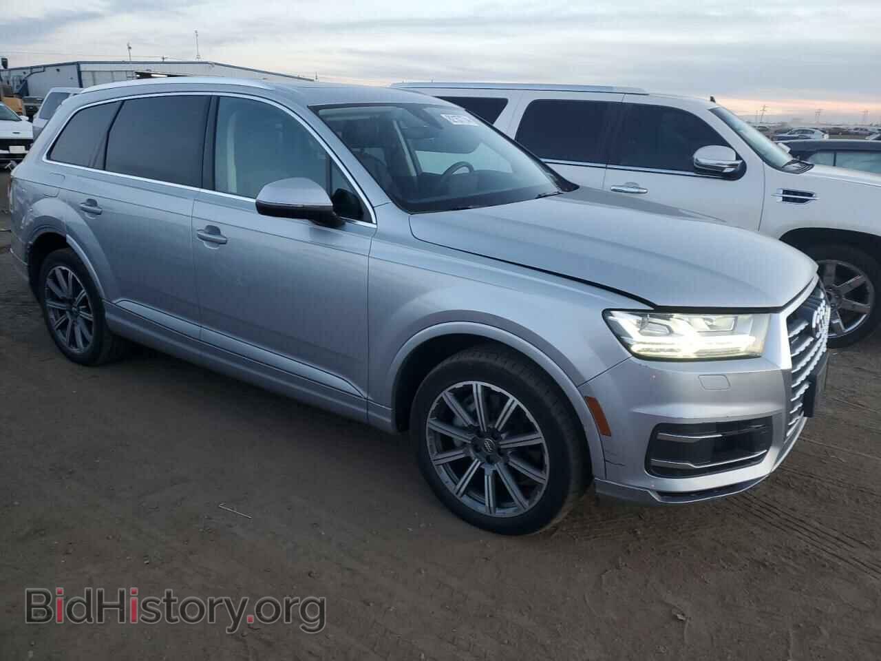 2017 AUDI Q7 - VIN: WA1VAAF71HD056668 - Фото 4
