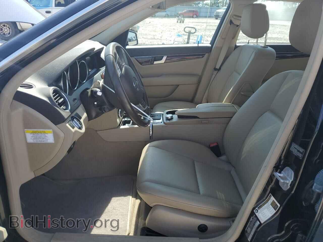 2013 MERCEDES-BENZ C-CLASS - VIN: WDDGF8AB8DA818352 - Фото 7