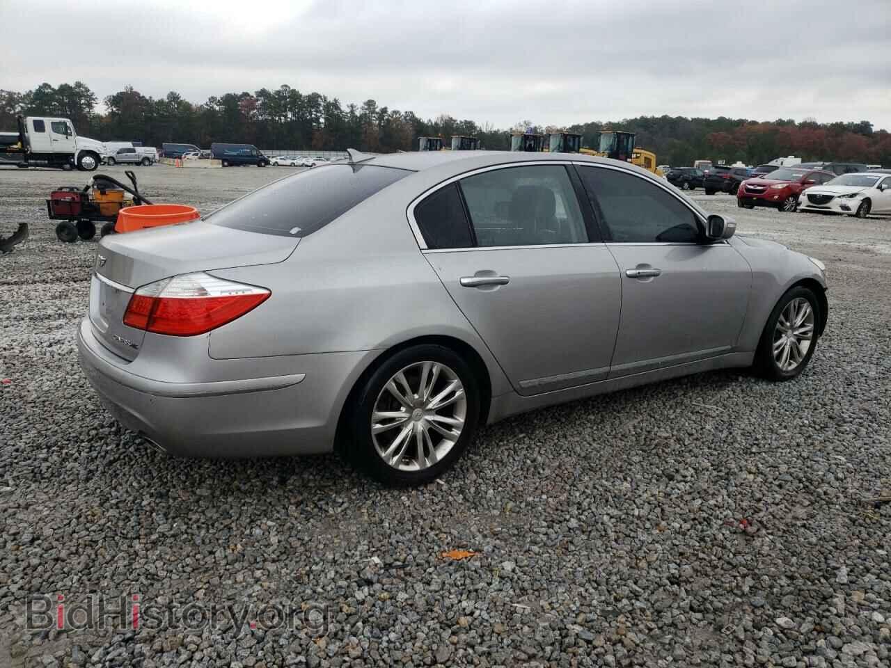2011 HYUNDAI GENESIS - VIN: KMHGC4DF5BU145084 - Фото 3