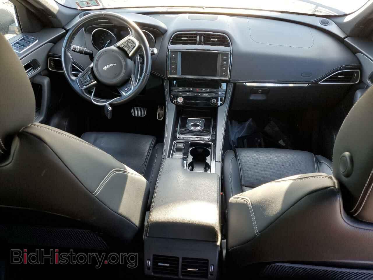 2018 JAGUAR F-PACE - VIN: SADCM2FV6JA293905 - Фото 8
