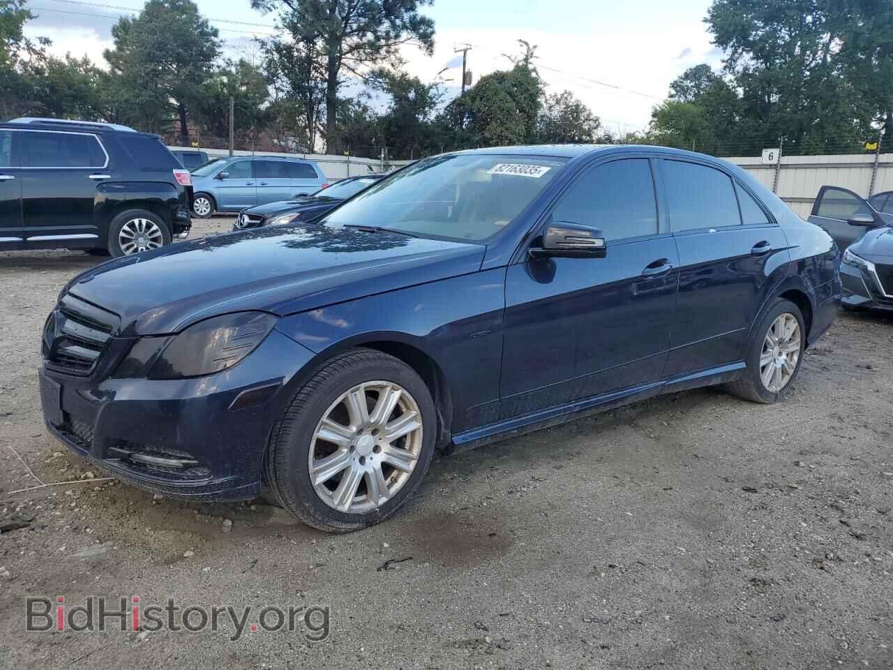 Photo WDDHF8JB2CA653692 - MERCEDES-BENZ E-CLASS 2012