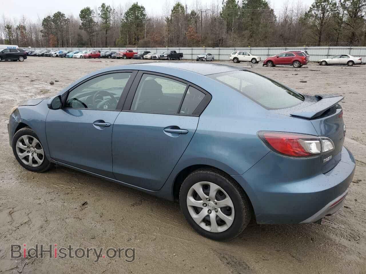 2011 MAZDA 3 - VIN: JM1BL1UG3B1466676 - Фото 2