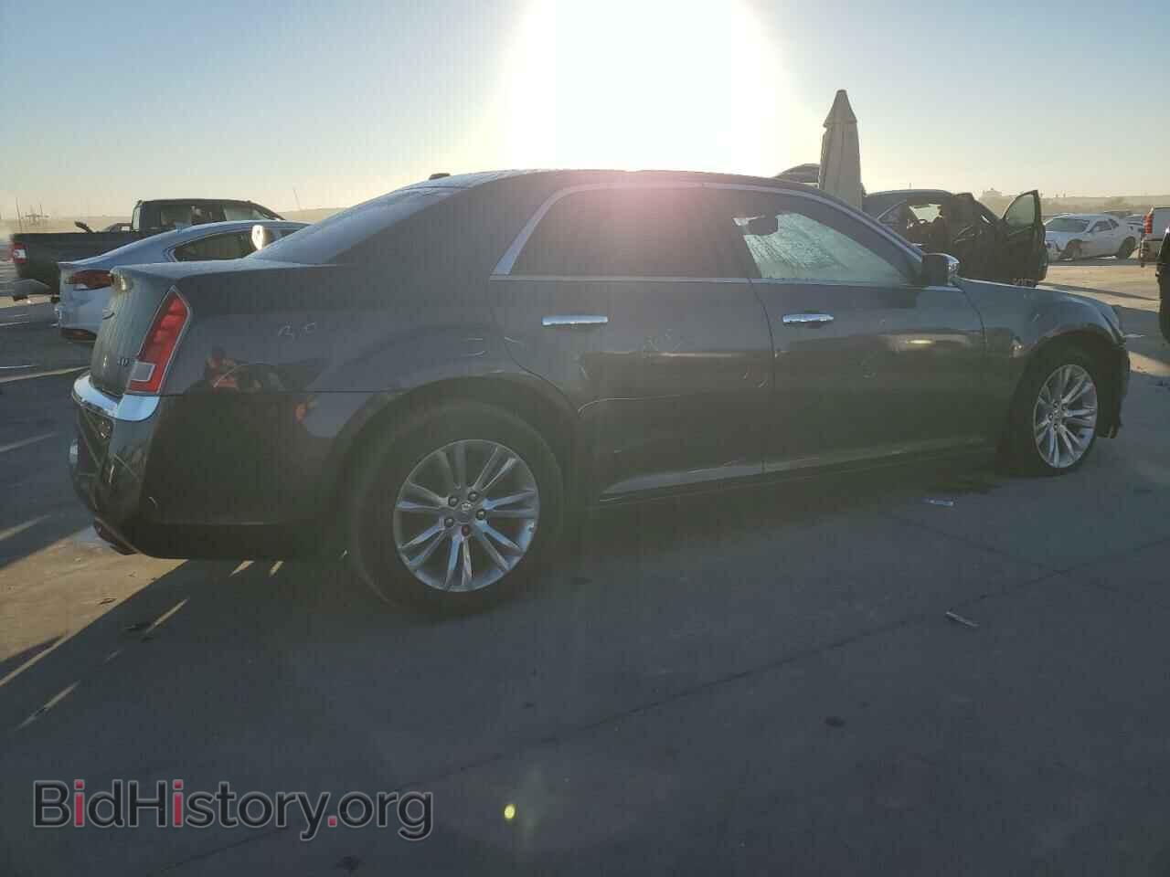 2014 CHRYSLER 300 - VIN: 2C3CCAAG2EH343230 - Фото 3