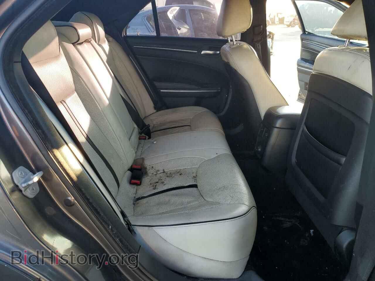 2014 CHRYSLER 300 - VIN: 2C3CCAAG2EH343230 - Фото 10