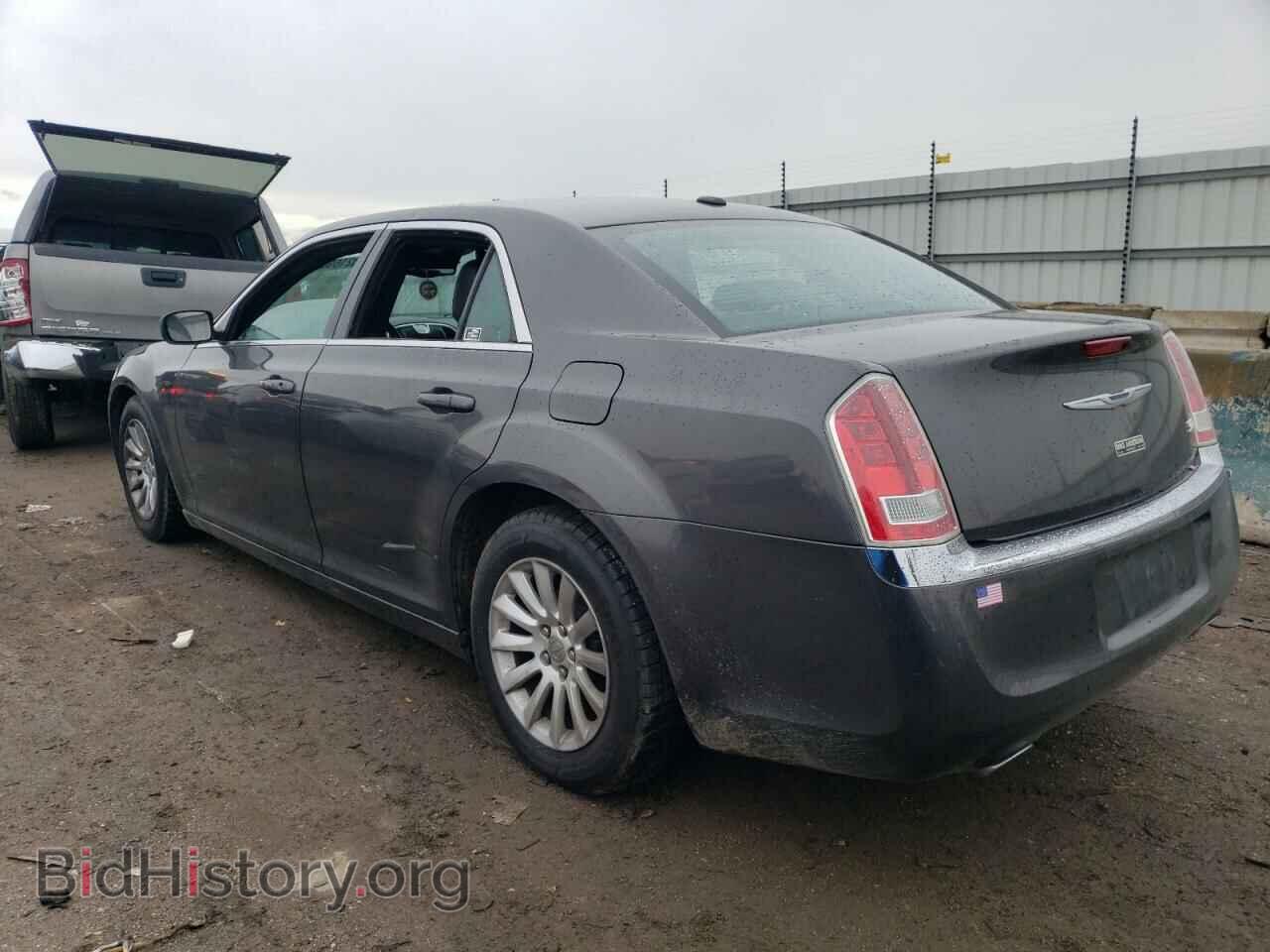 2014 CHRYSLER 300 - VIN: 2C3CCAAG6EH138428 - Фото 2