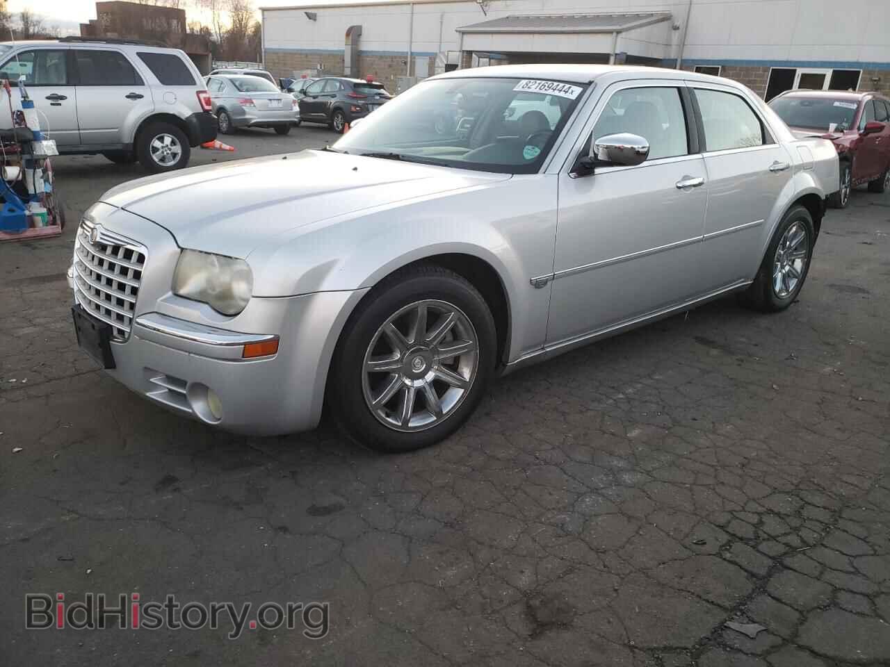 Фотография 2C3JA63H45H110255 - CHRYSLER 300 2005