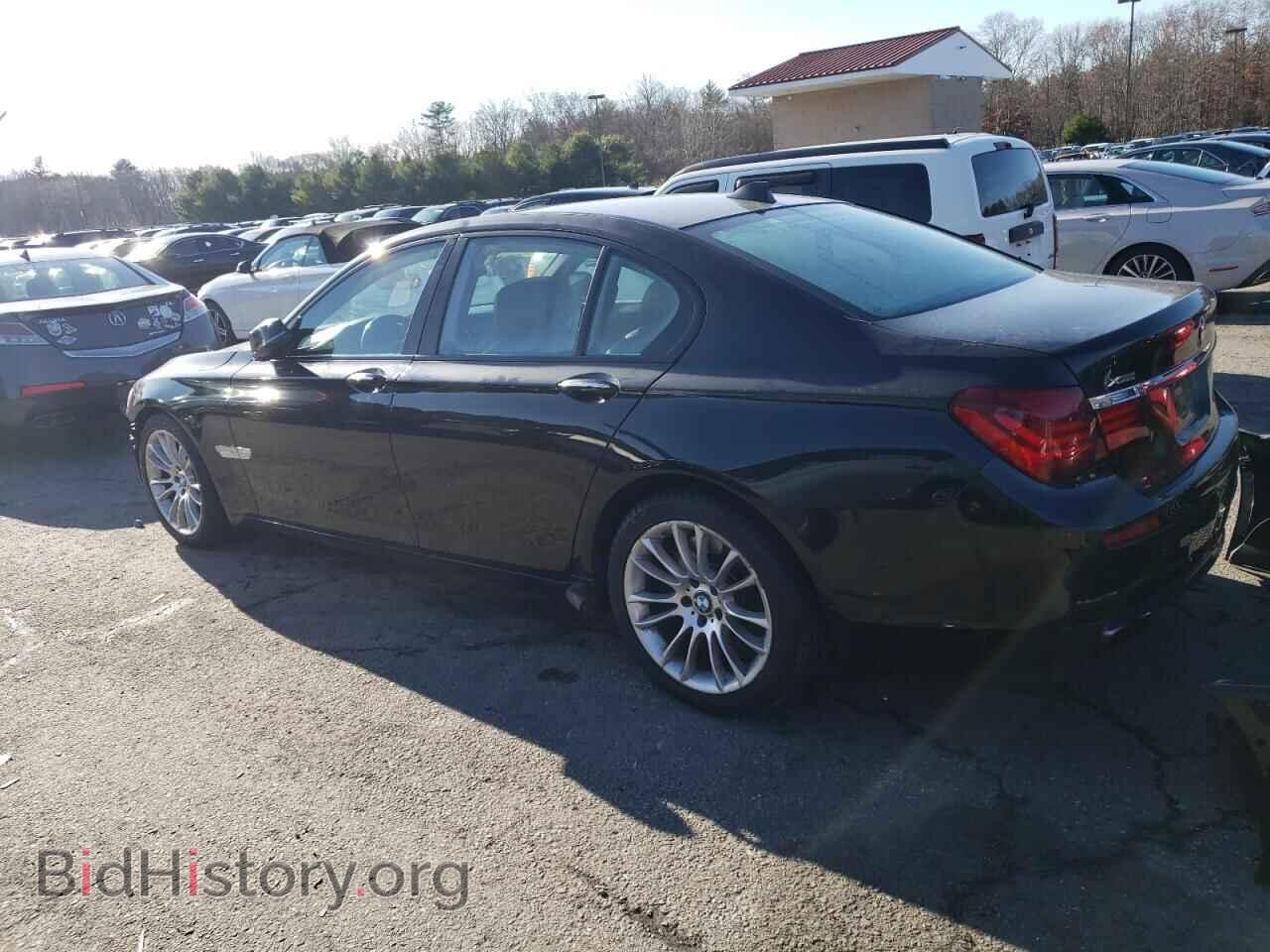 2013 BMW 7 SERIES - VIN: WBAYB6C53DD223586 - Фото 2